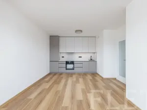Pronájem bytu 2+kk, Praha - Modřany, Kolmanova, 51 m2