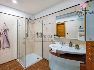 Prodej rodinného domu, Praha - Šeberov, Karfíkova, 354 m2