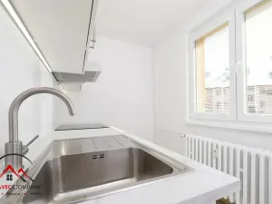 Pronájem bytu 1+1, Krnov, Seifertova, 36 m2