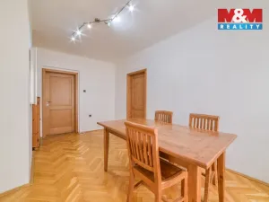 Prodej bytu 3+1, Cheb, Hradební, 56 m2