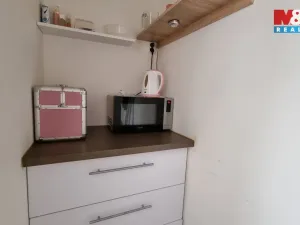 Pronájem obchodního prostoru, Český Těšín, Kysucká, 28 m2