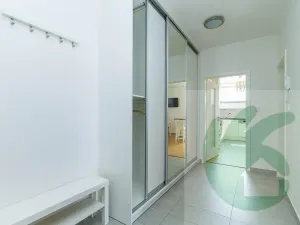 Pronájem bytu 2+kk, Praha - Hrdlořezy, U Smetanky, 48 m2