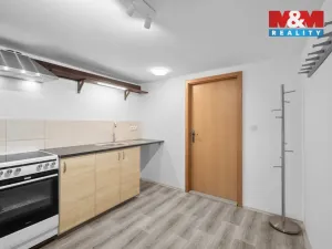 Pronájem bytu 2+1, Velvary, Chržínská, 78 m2
