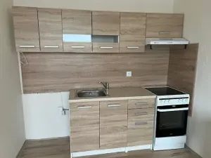 Pronájem bytu 2+kk, Liberec, Dobiášova, 40 m2