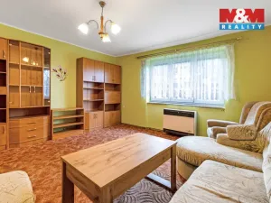 Prodej bytu 3+1, Králův Dvůr, Pod Hájem, 63 m2