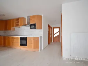 Pronájem bytu 4+kk, Sezimovo Ústí, Lužnická, 90 m2