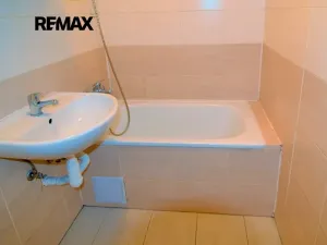 Prodej bytu 2+kk, Praha - Motol, Ježovská, 43 m2