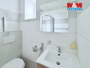 Pronájem bytu 1+kk, Pardubice - Semtín, 35 m2