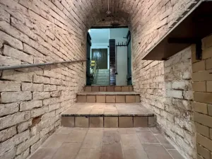 Prodej vinného sklepa, Velké Bílovice, 200 m2