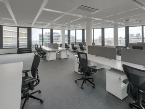 Pronájem kanceláře, Praha - Nusle, Pikrtova, 1510 m2