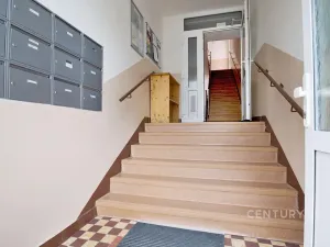Prodej bytu 2+1, Děčín, Jezdecká, 57 m2