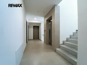Pronájem bytu 1+kk, Kolín, 5. května, 42 m2