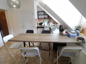 Prodej bytu 2+1, Karlovy Vary, Kolmá, 97 m2