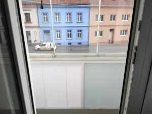 Pronájem bytu 1+1, Slaný, Plynárenská, 35 m2