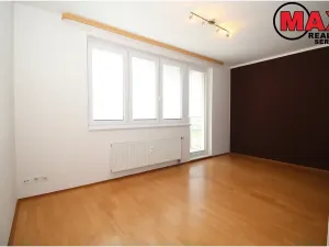 Pronájem bytu 1+kk, Praha - Troja, Hnězdenská, 36 m2