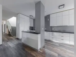 Prodej rodinného domu, Praha - Dolní Měcholupy, Na návsi, 392 m2