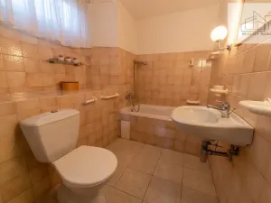 Prodej rodinného domu, Svatý Jan nad Malší, 172 m2