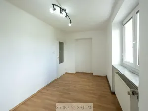Prodej bytu 3+1, Buštěhrad, Hřebečská, 65 m2