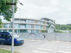 Pronájem bytu 2+kk, Praha - Motol, Weberova, 39 m2