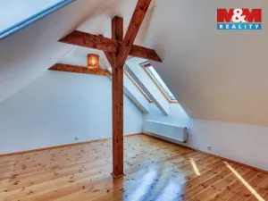 Prodej rodinného domu, Praha - Dolní Měcholupy, Pod hřištěm, 172 m2