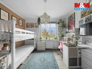 Prodej bytu 4+1, Chlumec, Vyklická, 98 m2