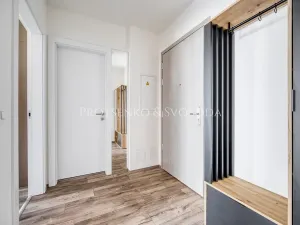 Pronájem bytu 2+kk, Hradec Králové, Průběžná, 58 m2