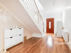 Prodej rodinného domu, Kyselovice, 290 m2