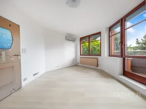Pronájem bytu 2+kk, Praha - Hostivař, Pražská, 54 m2