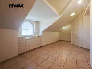 Prodej rodinného domu, Uhy, 147 m2