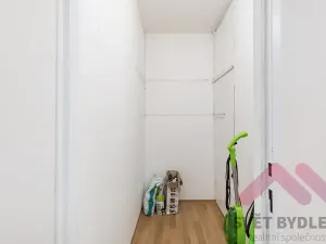 Pronájem bytu 1+1, Praha - Bohnice, Katovická, 57 m2
