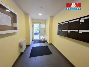 Pronájem bytu 4+1, Praha - Modřany, Vazovova, 87 m2