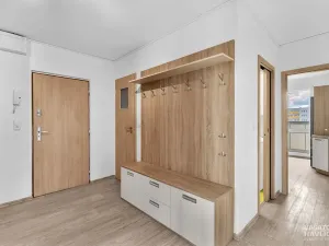 Pronájem bytu 3+1, Hradec Králové, Selicharova, 98 m2