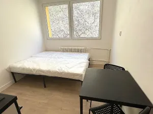 Pronájem bytu 1+kk, Praha - Vysočany, U vinných sklepů, 20 m2