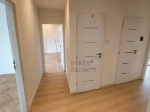 Prodej bytu 3+kk, Praha - Záběhlice, Bělčická, 56 m2