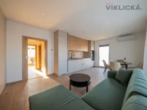 Prodej bytu 2+kk, Zaječí, Hlavní, 60 m2