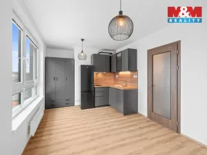 Prodej bytu 1+kk, Praha - Ruzyně, Stočesova, 26 m2