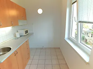 Pronájem bytu 1+1, Praha - Záběhlice, Hlavní, 36 m2