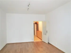 Pronájem bytu 1+kk, Zlín, Družstevní, 32 m2
