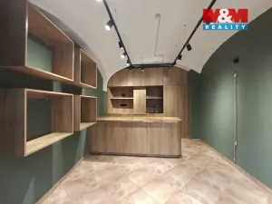Pronájem obchodního prostoru, Slaný, Husova, 23 m2