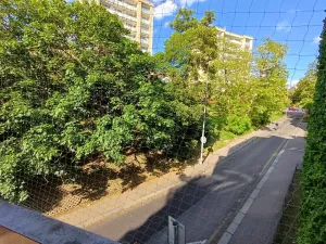 Pronájem bytu 1+kk, Praha - Podolí, Brabcova, 44 m2