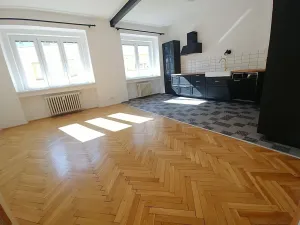 Pronájem kanceláře, Praha - Vinohrady, Ondříčkova, 101 m2