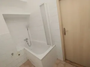Pronájem kanceláře, Praha - Vinohrady, Ondříčkova, 101 m2