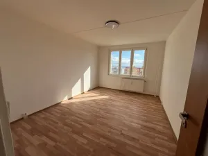 Prodej bytu 3+1, Chomutov, Školní pěšina, 76 m2