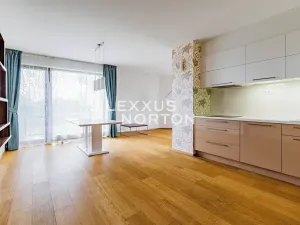 Pronájem bytu 3+kk, Praha - Hloubětín, Nademlejnská, 99 m2