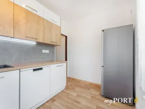 Pronájem bytu 3+1, Plzeň, Koterovská, 75 m2