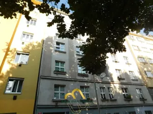 Pronájem bytu 2+kk, Praha - Michle, Adamovská, 42 m2