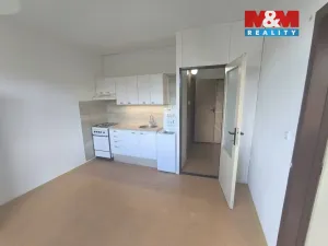 Pronájem bytu 1+1, Ústí nad Labem, Peškova, 37 m2
