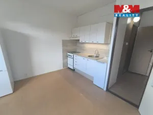 Pronájem bytu 1+1, Ústí nad Labem, Peškova, 37 m2