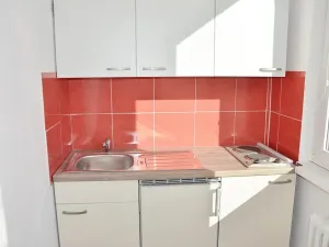 Pronájem bytu 1+kk, Praha - Modřany, Nikoly Vapcarova, 30 m2