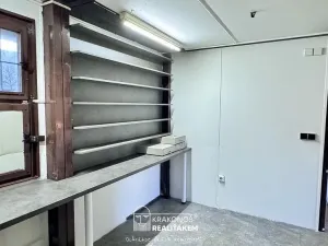 Pronájem obchodního prostoru, Kopřivnice, Obránců míru, 26 m2
